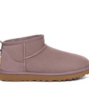 NIB UGG Ultra Mini Boots